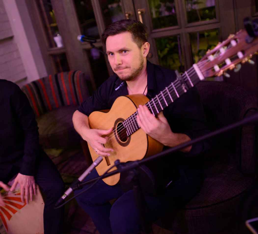 Ведущие на свадьбу и Татьяна Буланова