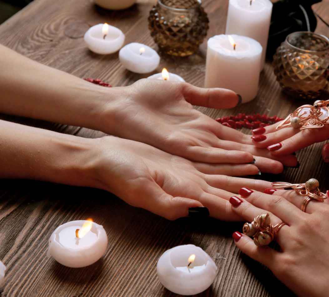 Услуги хироманта в Москве